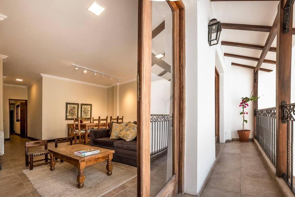 살타 Amplio Departamento Con Excelente Ubicacion 아파트 외부 사진